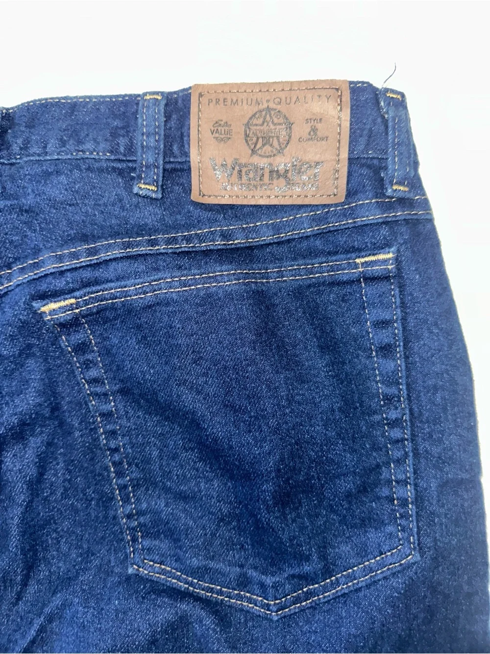 Wrangler Men's Straight Leg Jeans - Dark Blue Denim